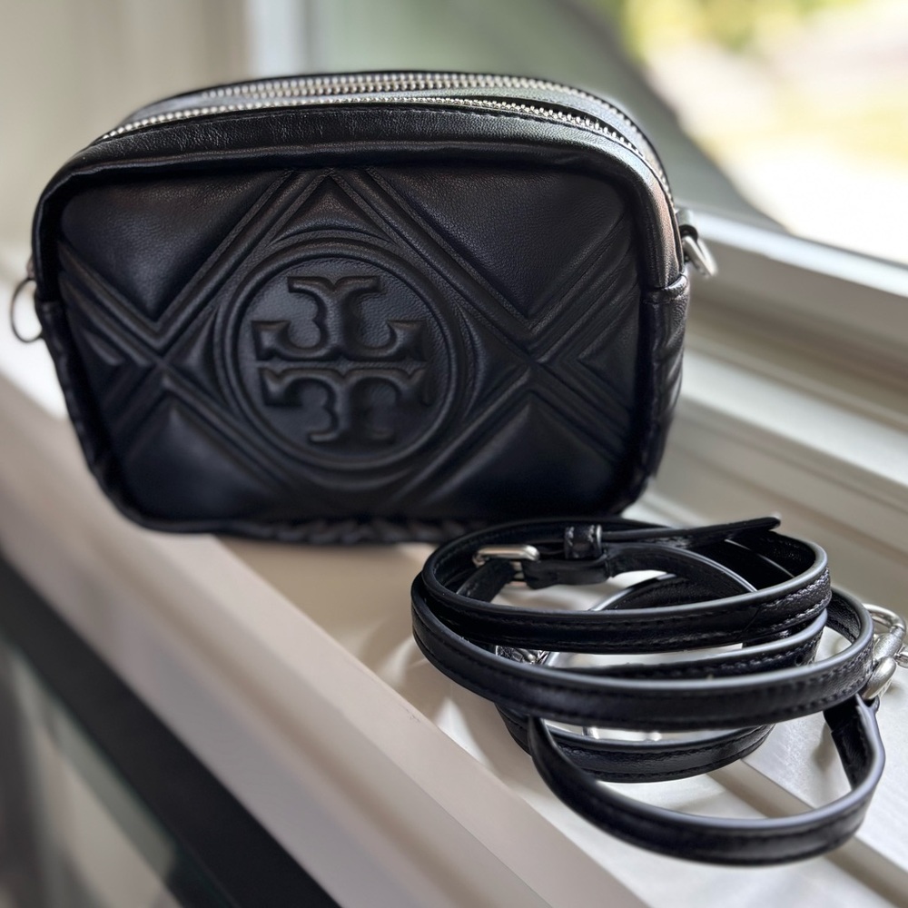 Tory Burch Crossbody & Card Keeper Matching Set NWOT